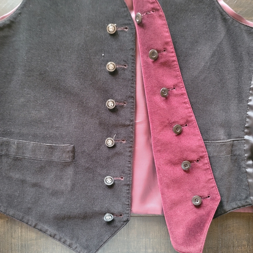 Double sided velvet type vest